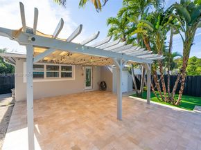1627 Moffett St, Hollywood FL 33020