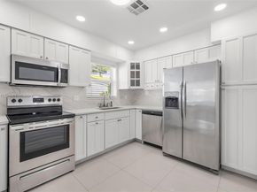 1627 Moffett St, Hollywood FL 33020