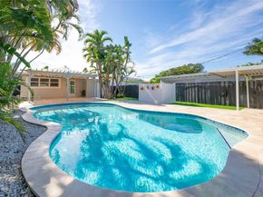 1627 Moffett St, Hollywood FL 33020