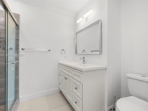 1627 Moffett St, Hollywood FL 33020