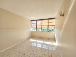 2025 NE 164th St 503, North Miami Beach FL 33162