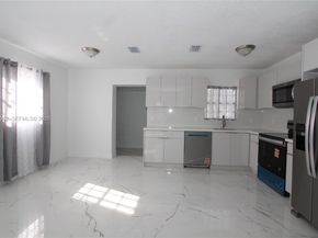 530 NW 10th Ave, Boynton Beach FL 33435