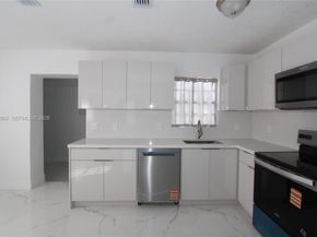 530 NW 10th Ave, Boynton Beach FL 33435