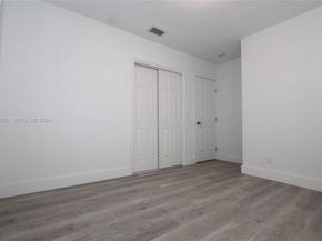 530 NW 10th Ave, Boynton Beach FL 33435