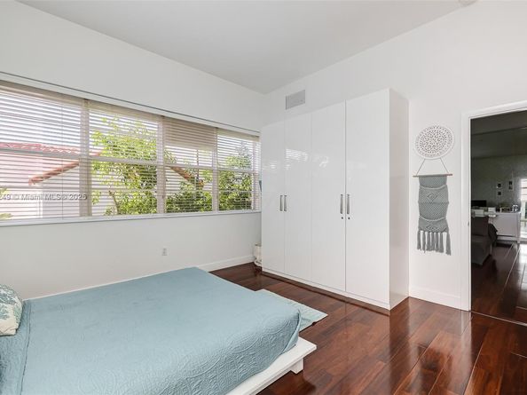935 Euclid Ave 7, Miami Beach FL 33139