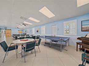 339 Pine Ridge Cir D1, Green Acres FL 33463