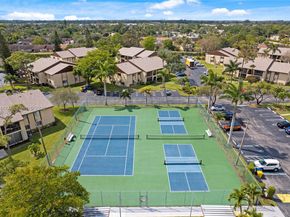 339 Pine Ridge Cir D1, Green Acres FL 33463