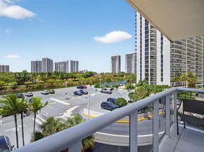 3675 N Country Club Dr 401, Aventura FL 33180