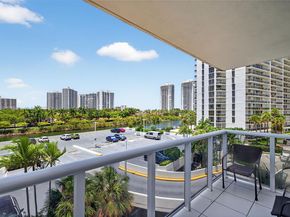 3675 N Country Club Dr 401, Aventura FL 33180