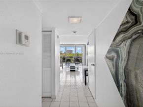3675 N Country Club Dr 401, Aventura FL 33180
