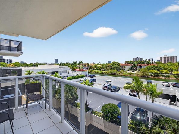 3675 N Country Club Dr 401, Aventura FL 33180