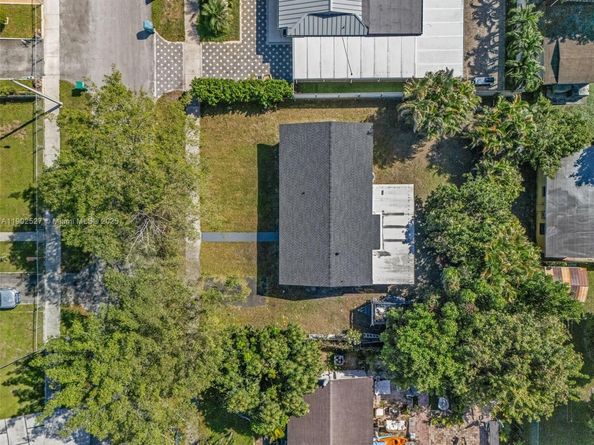 4520 NW 198th St, Miami Gardens FL 33055