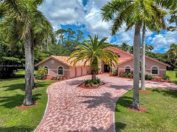 7562 NW 51st Pl