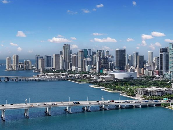 1800 N Bayshore Dr 2511, Miami FL 33132