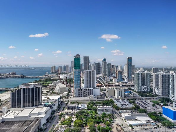 1800 N Bayshore Dr 2511, Miami FL 33132