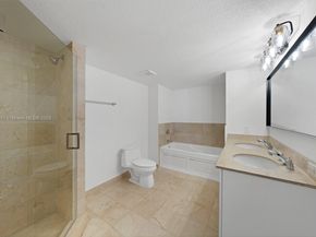 1800 N Bayshore Dr 2511, Miami FL 33132