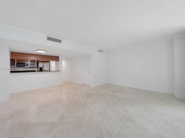 1800 N Bayshore Dr 2511, Miami FL 33132