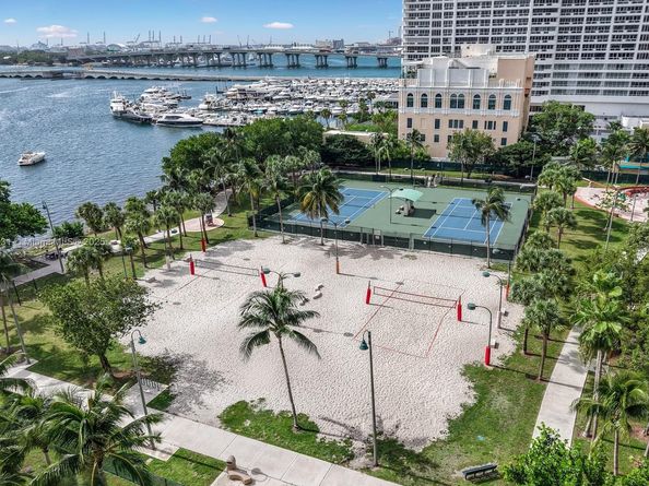 1800 N Bayshore Dr 2511, Miami FL 33132