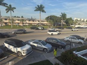 1050 Atlantic Shores Blvd 211, Hallandale Beach FL 33009