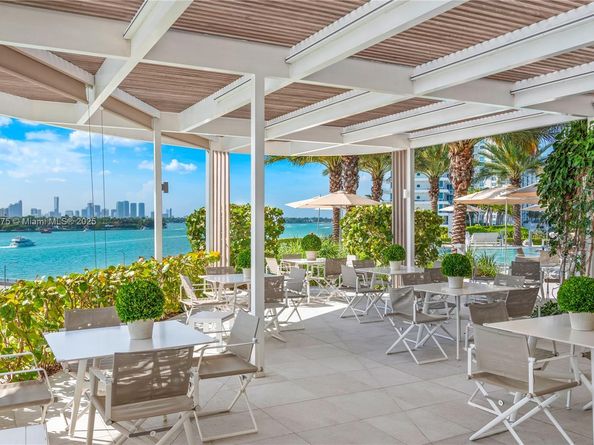 450 Alton Rd 2303, Miami Beach FL 33139