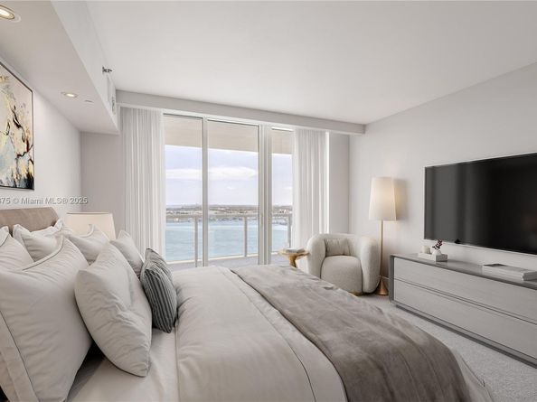 450 Alton Rd 2303, Miami Beach FL 33139