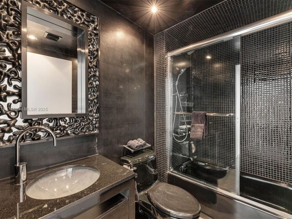 450 Alton Rd 2303, Miami Beach FL 33139