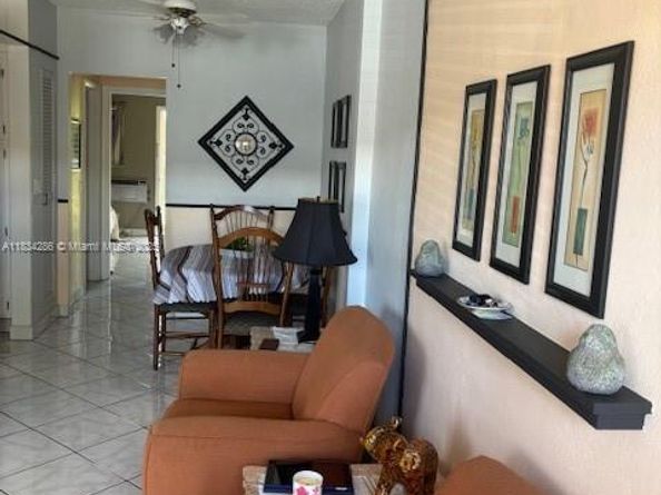 900 SW 11th Ave 4C, Hallandale Beach FL 33009