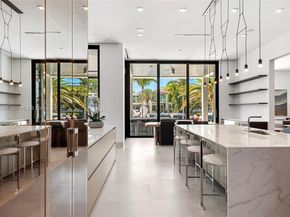 22 Isla Bahia Dr, Fort Lauderdale FL 33316