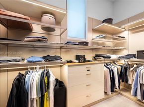 22 Isla Bahia Dr, Fort Lauderdale FL 33316