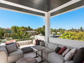 22 Isla Bahia Dr, Fort Lauderdale FL 33316