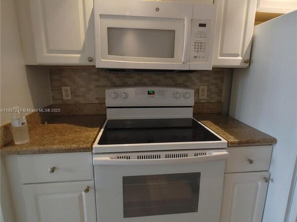 500 NE 2nd St 110, Dania Beach FL 33004