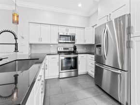 17723 Tiffany Trace Dr, Boca Raton FL 33487