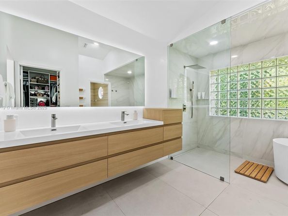 17723 Tiffany Trace Dr, Boca Raton FL 33487