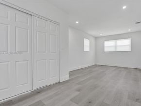 1041 NE 169th St, Miami FL 33162