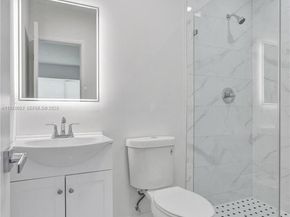 1041 NE 169th St, Miami FL 33162