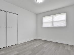 1041 NE 169th St, Miami FL 33162