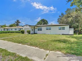 1041 NE 169th St, Miami FL 33162