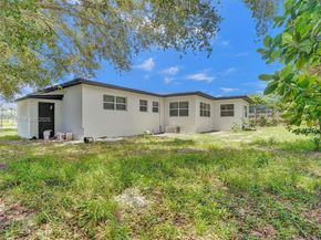 1041 NE 169th St, Miami FL 33162