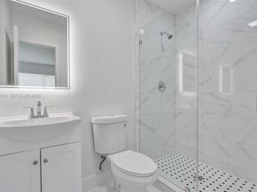 1041 NE 169th St, Miami FL 33162