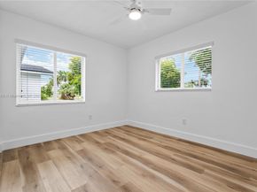 11460 SW 128th St, Miami FL 33176