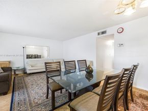 5300 Washington St Q207, Hollywood FL 33021