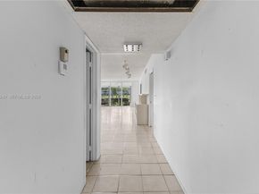 806 Cypress Grove Ln 111, Pompano Beach FL 33069