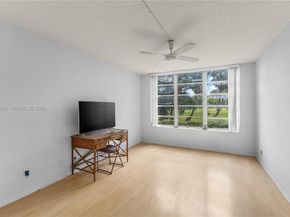 806 Cypress Grove Ln 111, Pompano Beach FL 33069