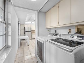 806 Cypress Grove Ln 111, Pompano Beach FL 33069
