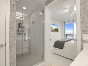 16385 Biscayne 1618+ 2 Parking, North Miami Beach FL 33160