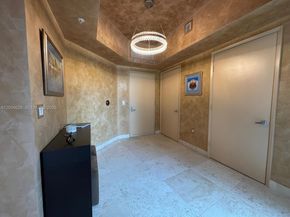 333 Las Olas Way 304, Fort Lauderdale FL 33301