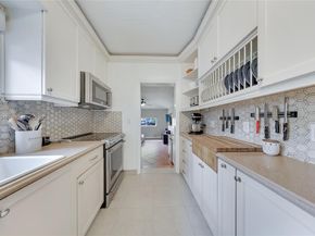 1402 Tangier St, Coral Gables FL 33134