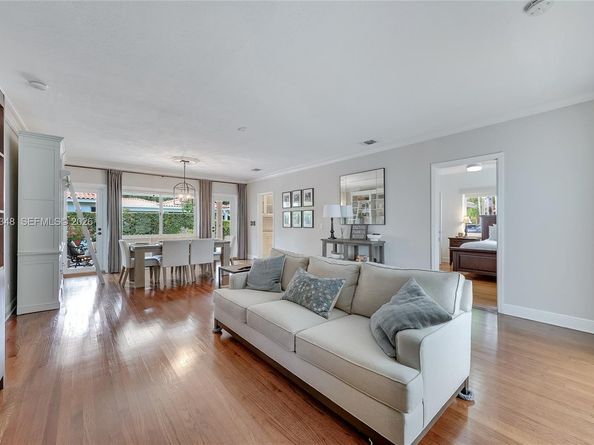 1402 Tangier St, Coral Gables FL 33134