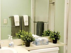 10300 NW 30th Ct 302, Sunrise FL 33322