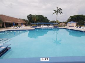 10300 NW 30th Ct 302, Sunrise FL 33322